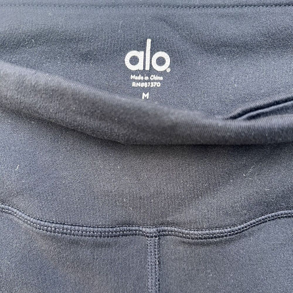 Alo Yoga Stripped Goddess Leggings Women Size M Black Gray Workout - Picture 2 of 5